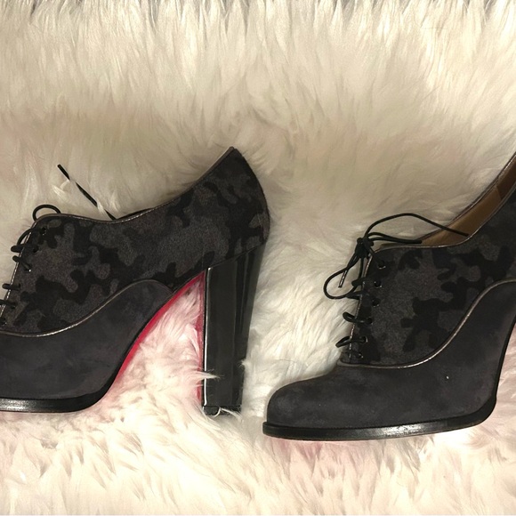 Christian Louboutin Coleslaw Camo Block heels - Picture 3 of 5